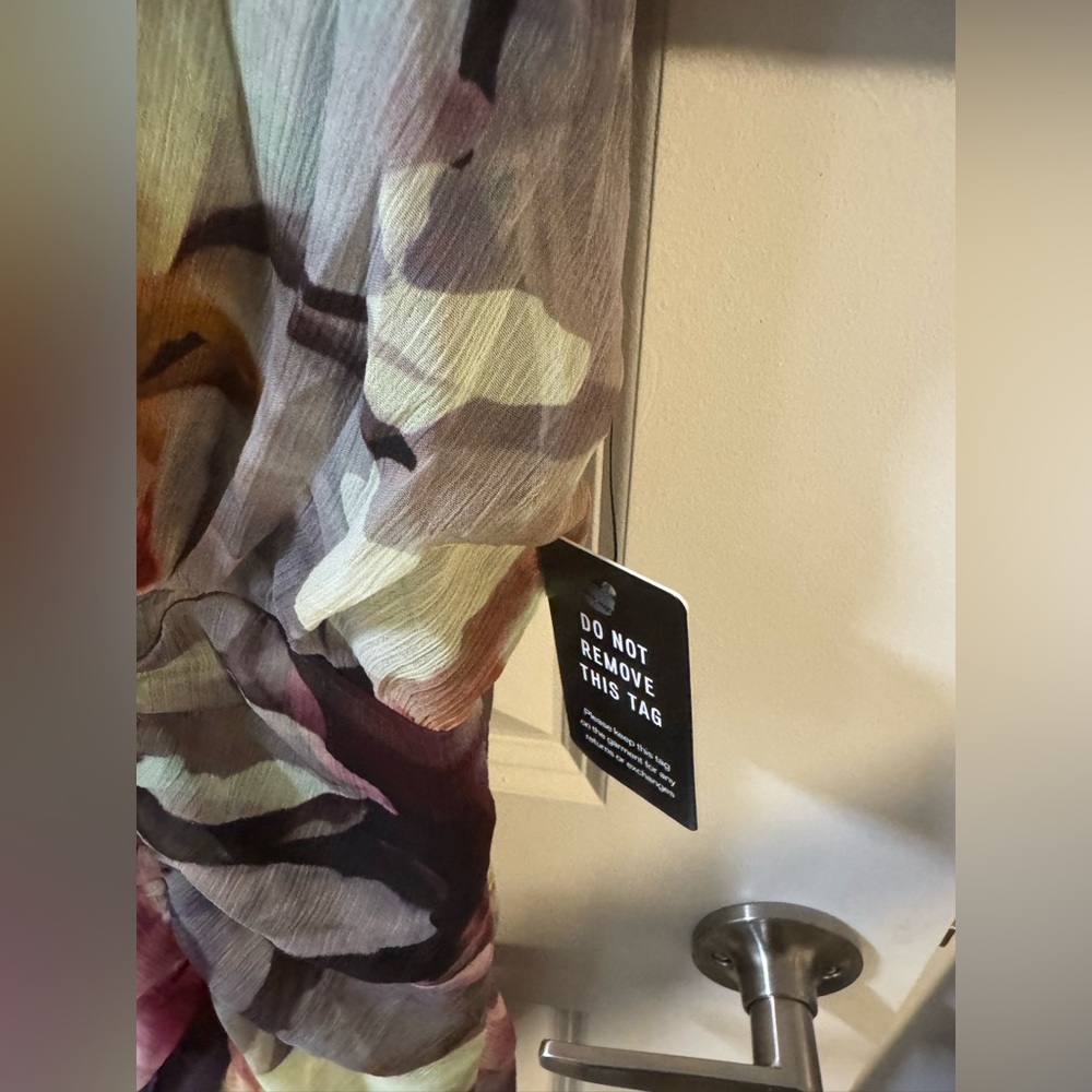 Express Dress - new with tags - Picture 4 of 9